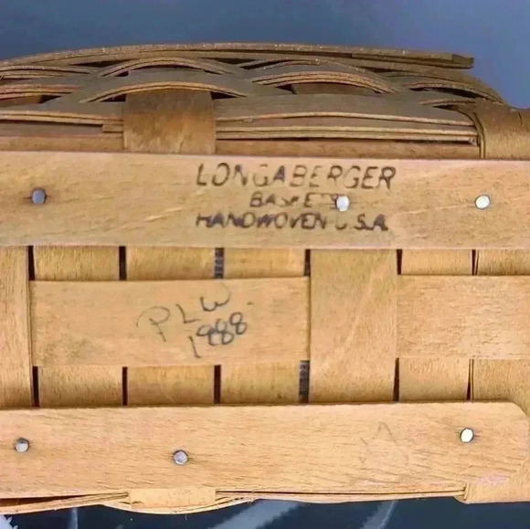 VINTAGE Longaberger Basket 1988 - Picture 5 of 6